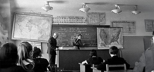 Secret Dactyl Language of Soviet Children